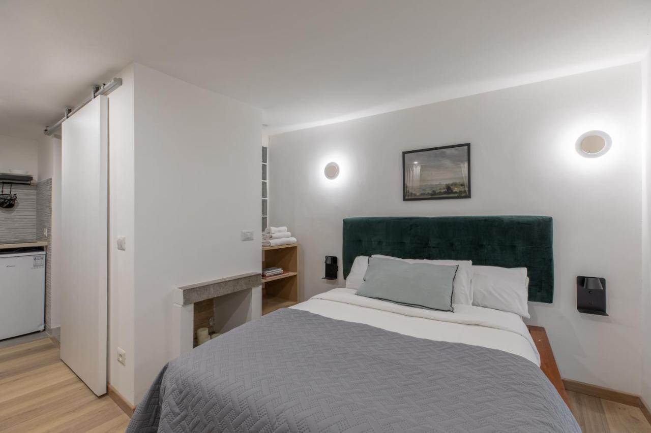 Iflat Small Studio In The Heart Of Trastevere Apartment Rome Bagian luar foto