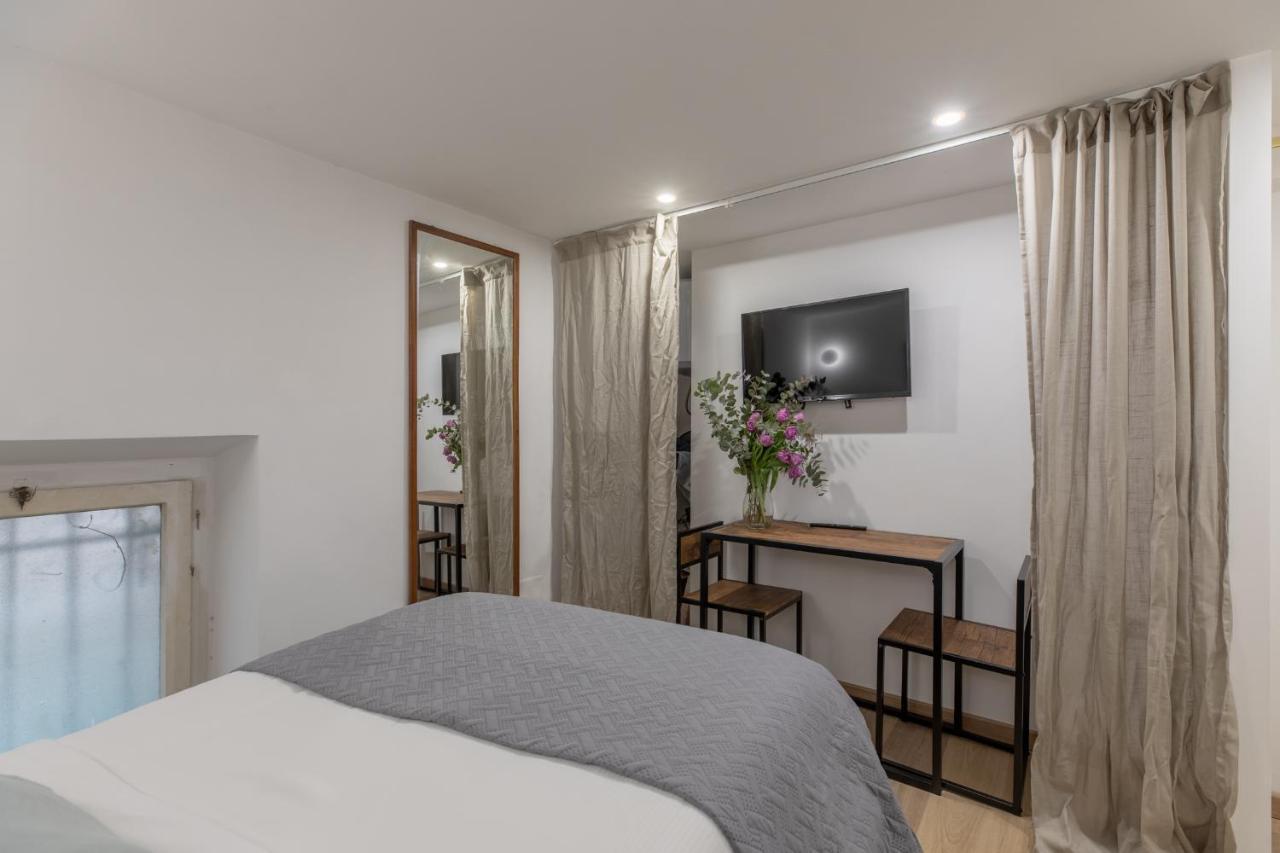 Iflat Small Studio In The Heart Of Trastevere Apartment Rome Bagian luar foto